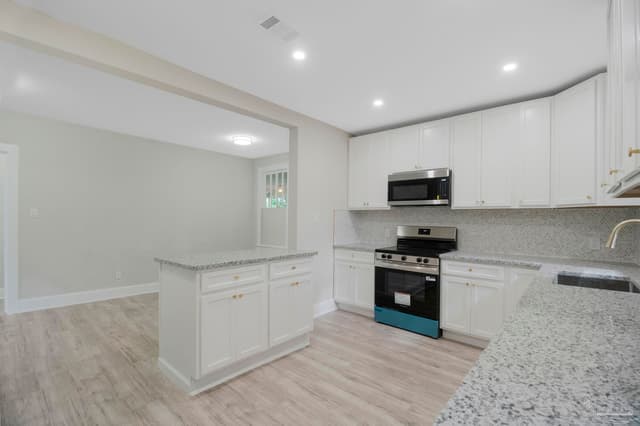 1322 Wisteria Ave property photo