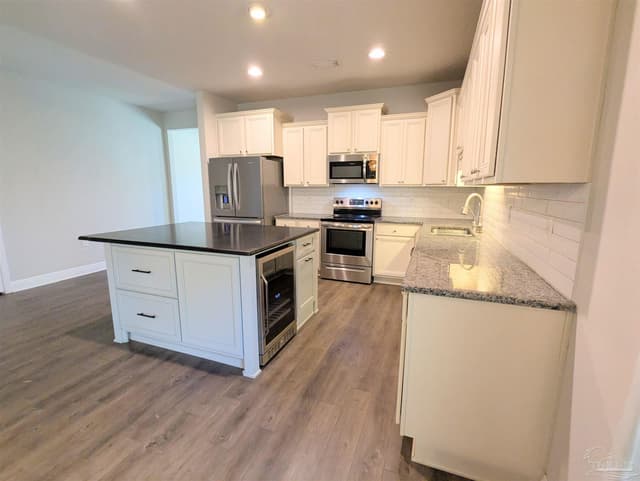 3678 Hawks Landing Cir, Pace FL 32571 photo 9
