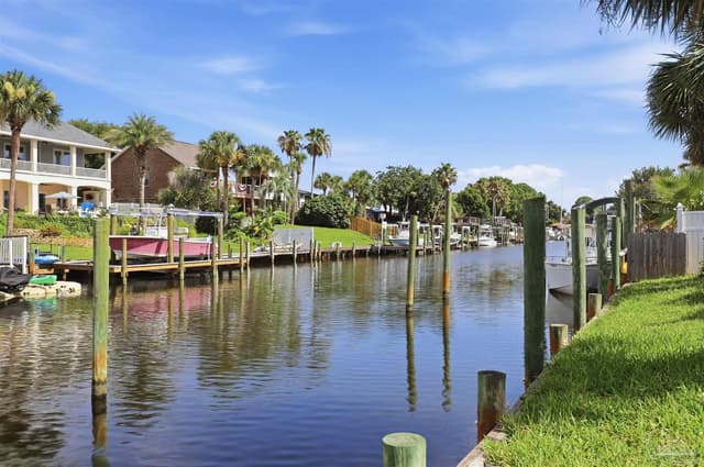 1119 Seabreeze Ln property photo