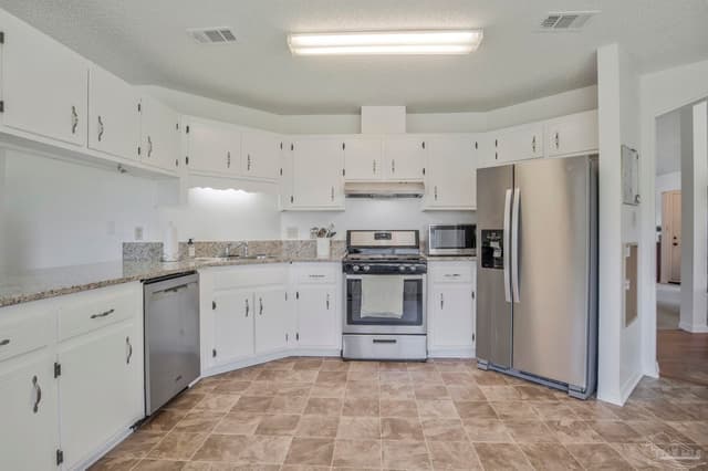 5688 Dove Dr, Pace FL 32571 photo 6