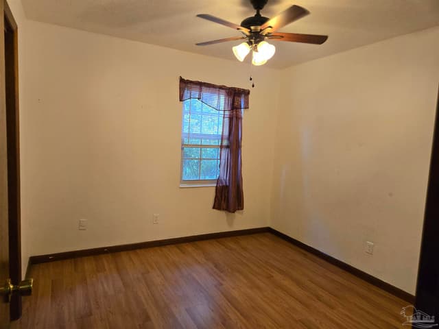 2513 Wyatt St, Pensacola FL 32514 photo 4