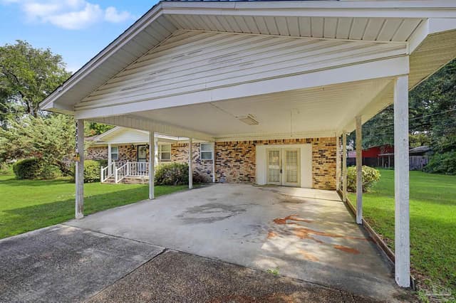 4808 Friendly St property photo