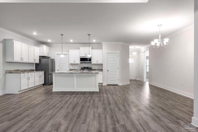 718 Canary Ct, Cantonment FL 32533 photo 9