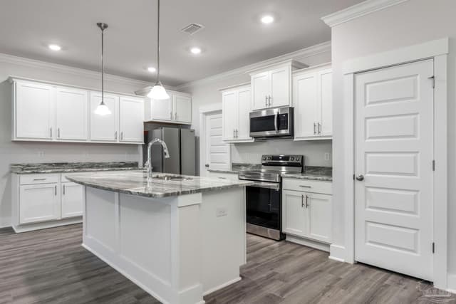 718 Canary Ct, Cantonment FL 32533 photo 10