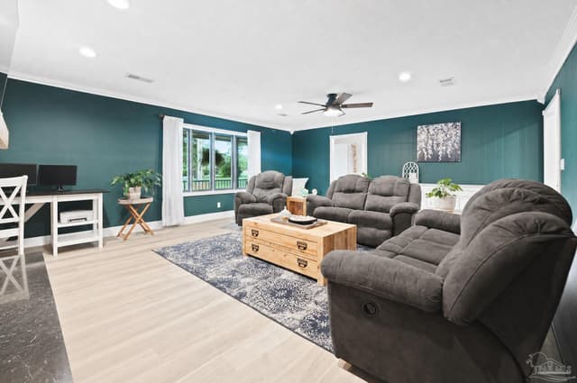 2379 Risen Dr, Pensacola FL 32533 photo 6