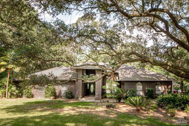 3140 Sonya St, Pace FL 32571 photo 2