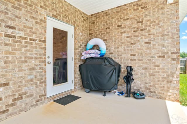 2680 Avalon St, Cantonment FL 32533 photo 8