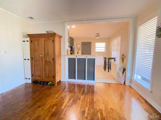 828 Gordon Ave, Pensacola FL 32507 photo 4