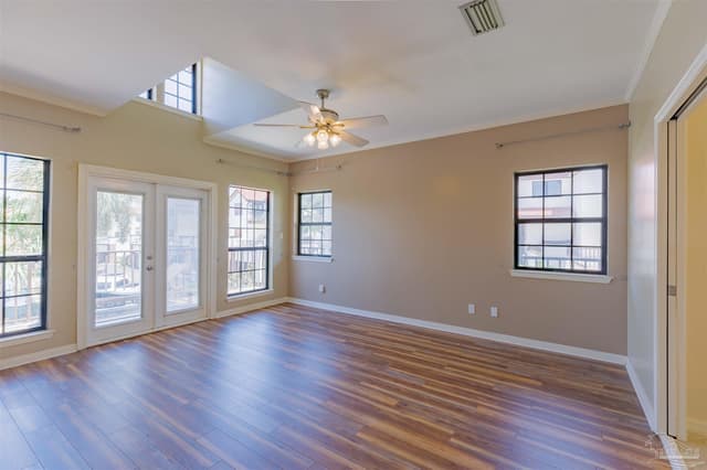 120 Baybridge Dr # G property photo