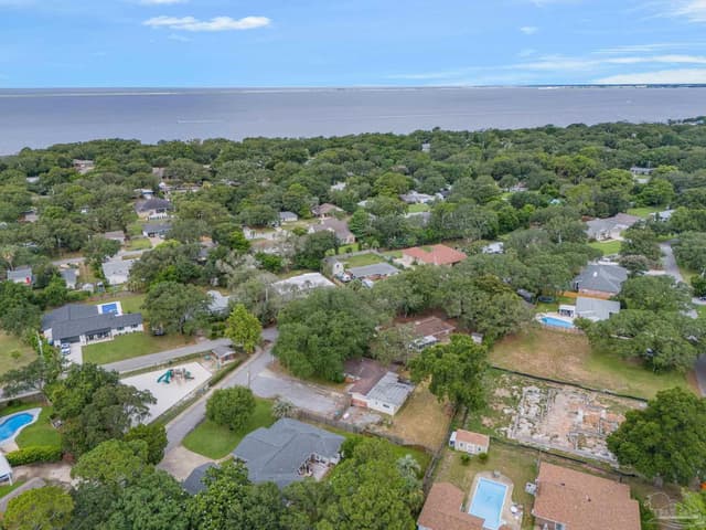 416 Norwich Dr, Gulf Breeze FL 32561 photo 10