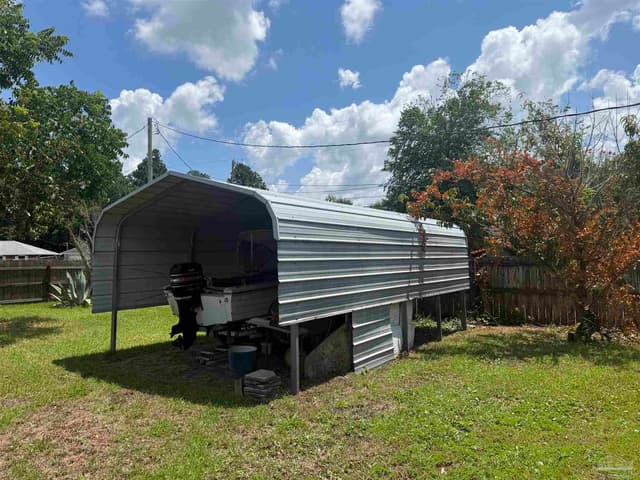 401 Thorn Ct, Pensacola FL 32526 photo 6