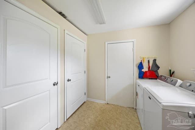 10517 Heatherwood Dr, Pensacola FL 32506 photo 22