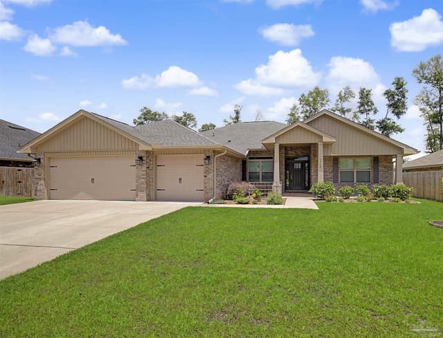 5968 Parsonage Cir, Milton FL 32570 exterior