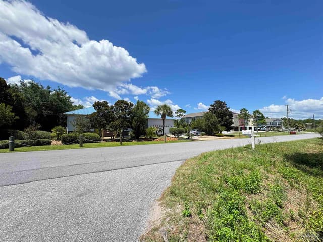 0 Bay St, Gulf Breeze FL 32563 photo 8