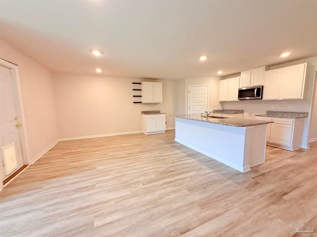 9309 Tara Cir, Milton FL 32583 photo 11