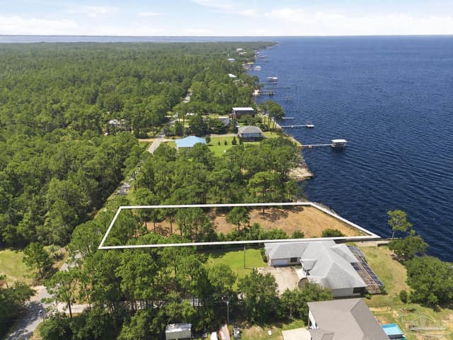 973 Dolphin Rd property photo