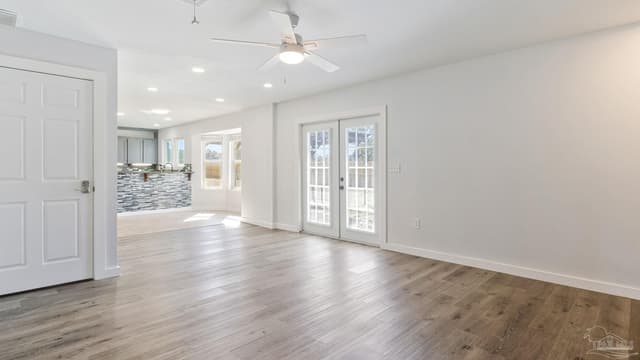 6099 Schofield Dr, Pensacola FL 32506 photo 7