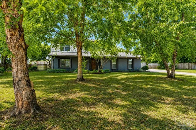 6099 Schofield Dr, Pensacola FL 32506 photo 3
