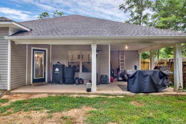 5682 Forest Hills Ln property photo