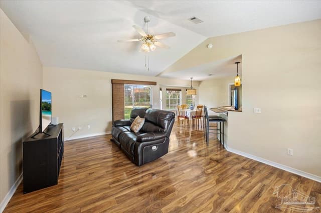 416 Elcino Dr property photo