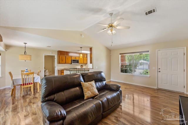 416 Elcino Dr property photo