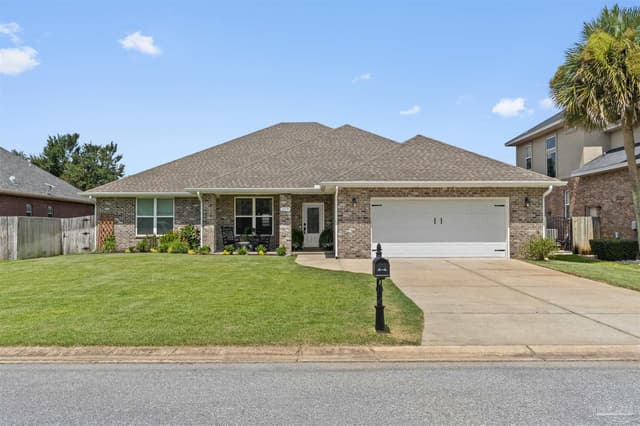 3519 Topaz Cir, Navarre FL 32566 exterior