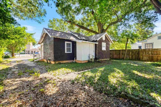 7 Broadmoor Ln, Pensacola FL 32507 photo 6