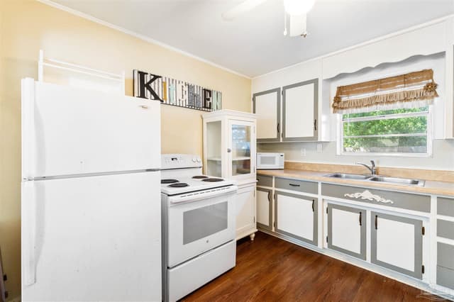 7 Broadmoor Ln, Pensacola FL 32507 photo 13