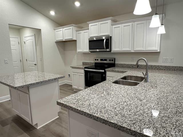 2526 Privet Berry Dr property photo