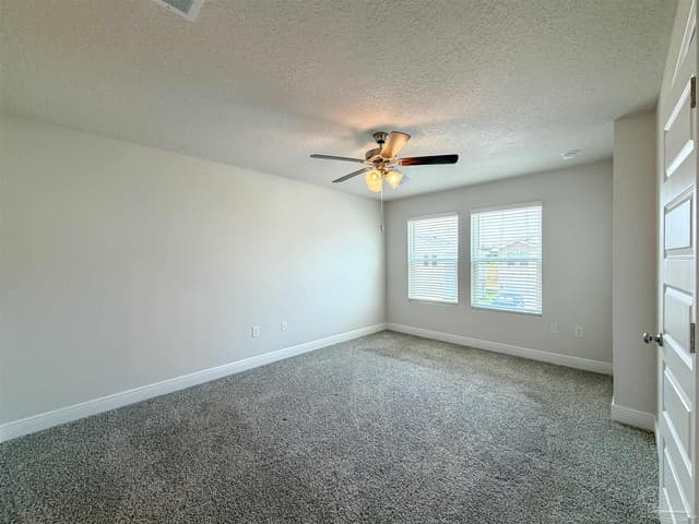 3997 Pendragon Cir, Milton FL 32583 photo 10