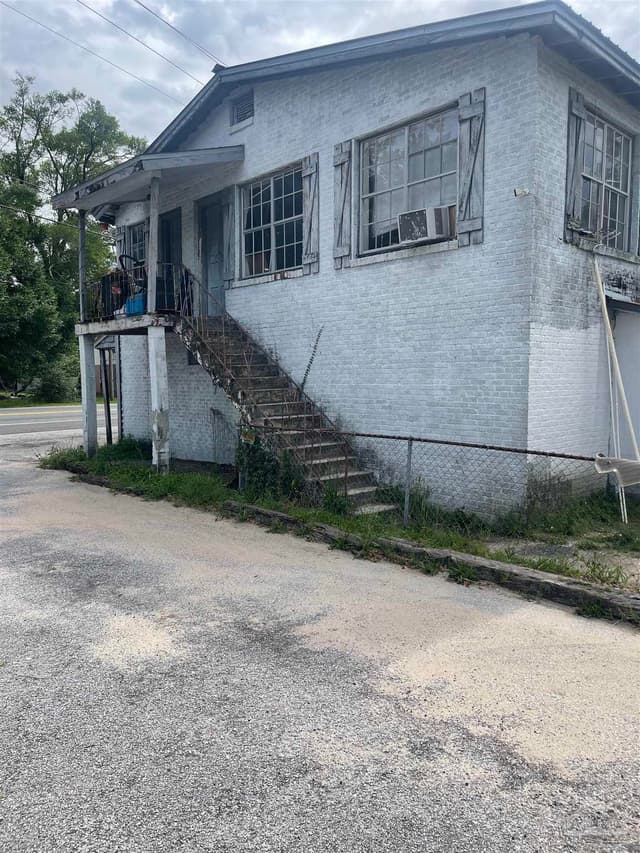 6812 Lillian Hwy property photo