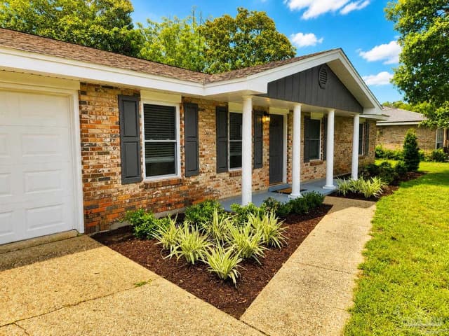 3120 Whistler Dr, Pensacola FL 32503 photo 2