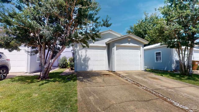 2737 Bay Club Dr, Navarre FL 32566 photo 3