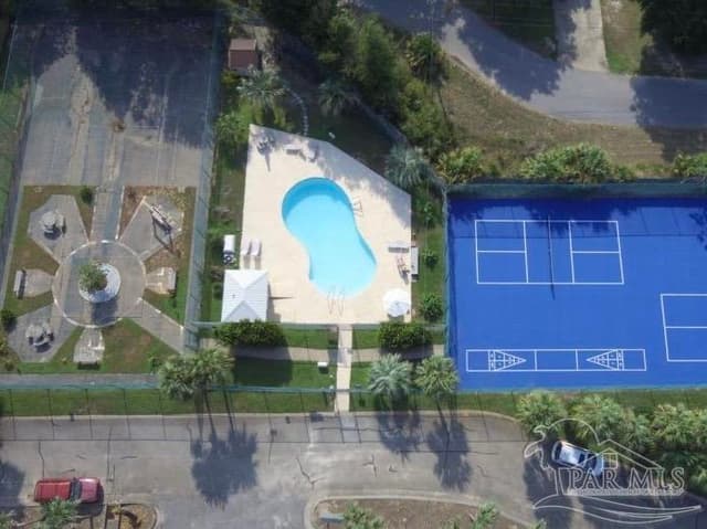 2737 Bay Club Dr, Navarre FL 32566 exterior