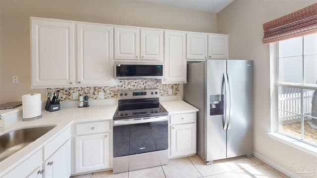 2737 Bay Club Dr, Navarre FL 32566 photo 9