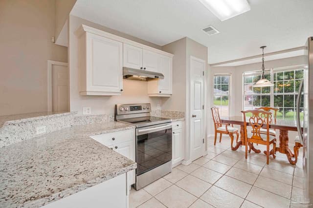 511 Desert Oak Dr, Pensacola FL 32514 photo 5