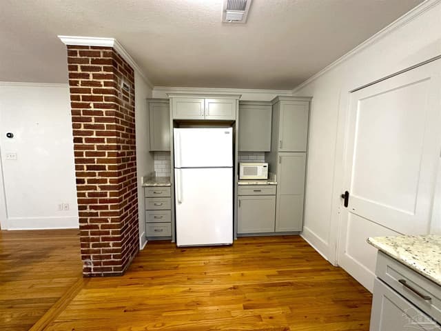 119 N J St, Pensacola FL 32502 photo 12