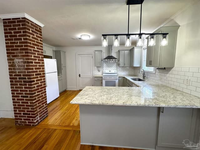 119 N J St, Pensacola FL 32502 photo 10