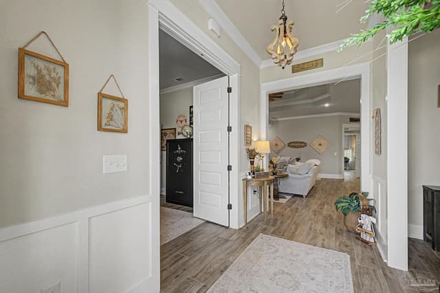 386 Tybrisa Ct, Cantonment FL 32533 photo 6