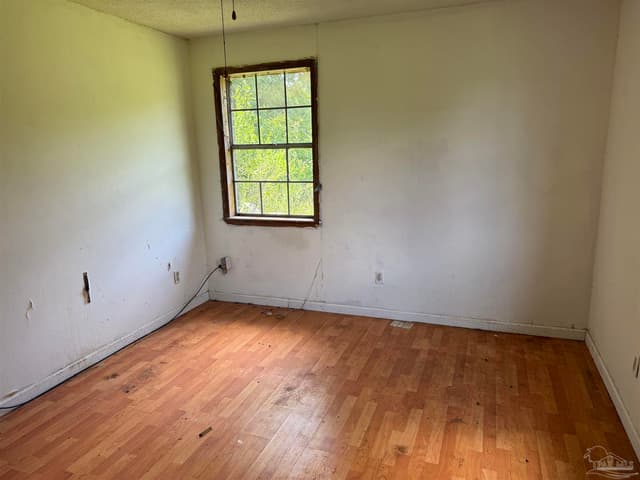 442 Robinson St property photo