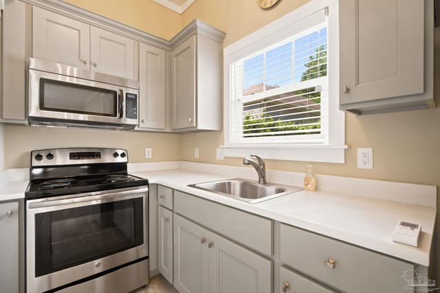 1407 E Hernandez St, Pensacola FL 32503 photo 35