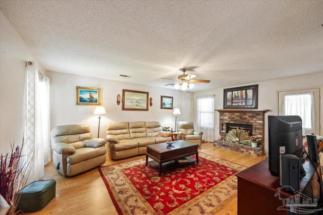 4657 Laquinta Ct, Pace FL 32571 photo 4
