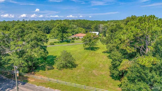7621 Chellie Rd property photo