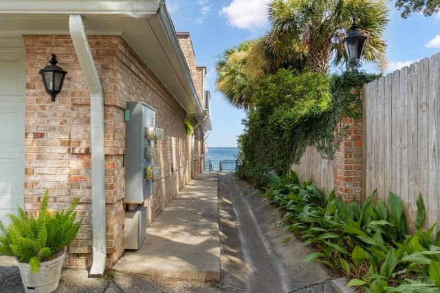 411 Bayshore Dr # B, Pensacola FL 32507 photo 42