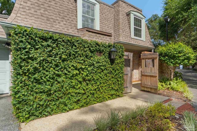 411 Bayshore Dr # B property photo