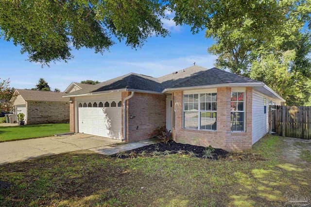 521 Desert Oak Dr property photo