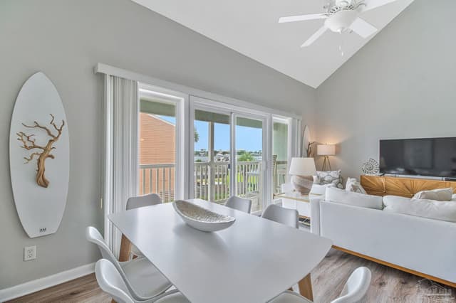 336 Ft Pickens Rd # W206 property photo