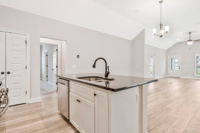 8977 Eureka St property photo