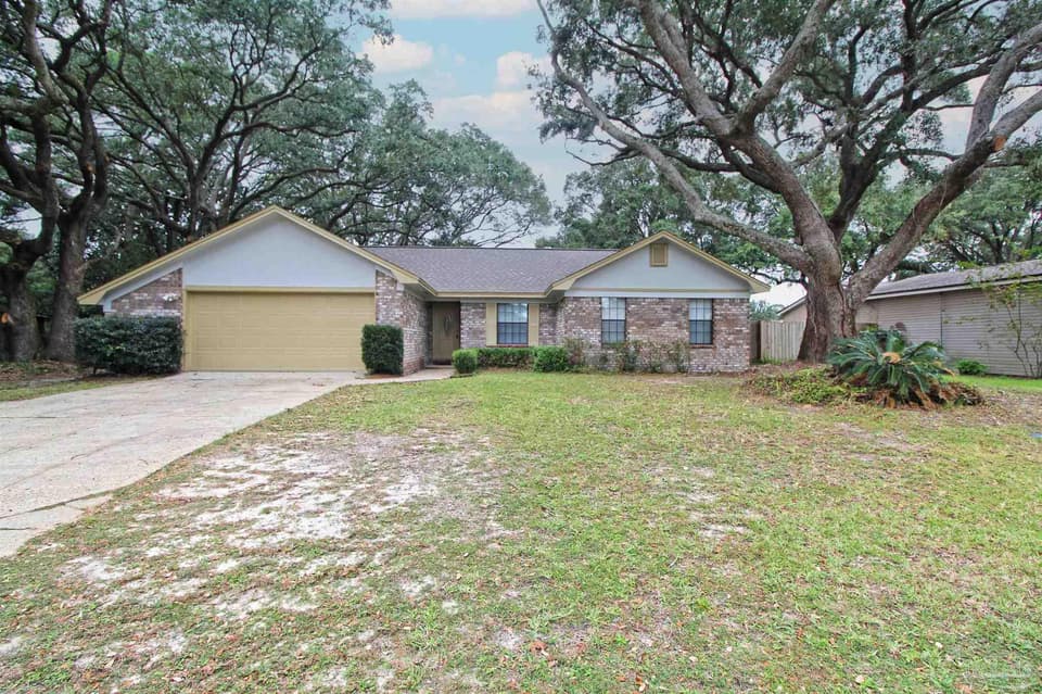 7859 Bay Meadows Dr, Pensacola FL 32507 photo 1