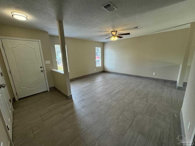 7823 Coronet Ln, Pensacola FL 32514 photo 6